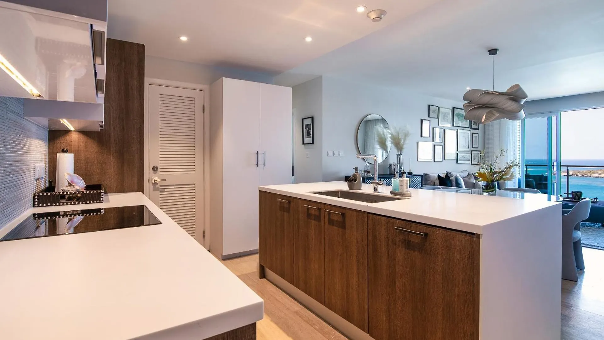 Apartment Angelite Ocean View Condo With Pool Access Egmont