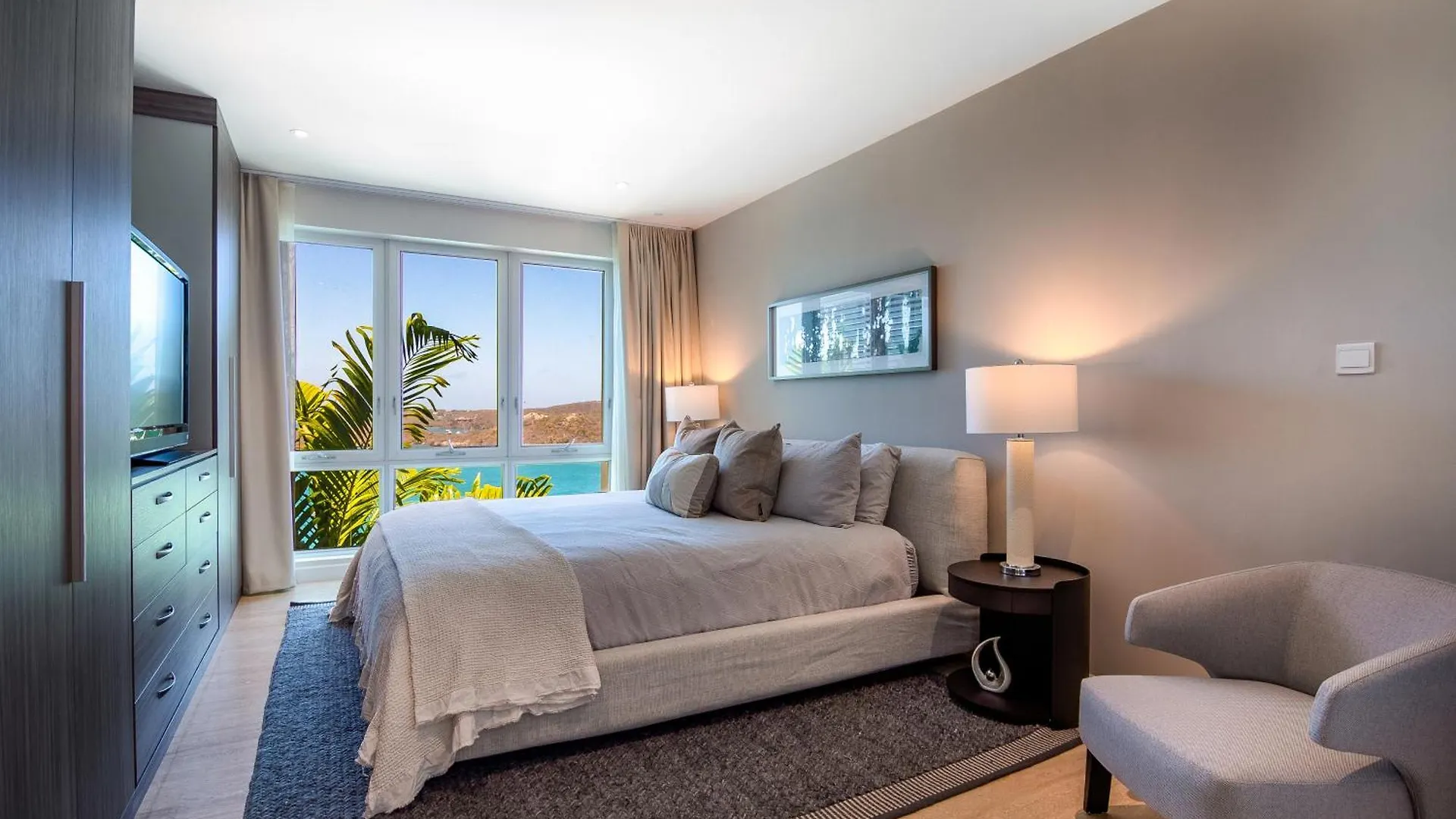 Angelite Ocean View Condo With Pool Access location